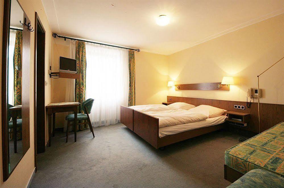 Hotel Saint Fiacre Bourscheid Zewnętrze zdjęcie