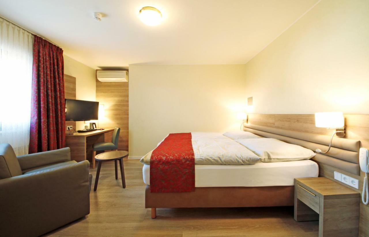 Hotel Saint Fiacre Bourscheid Zewnętrze zdjęcie