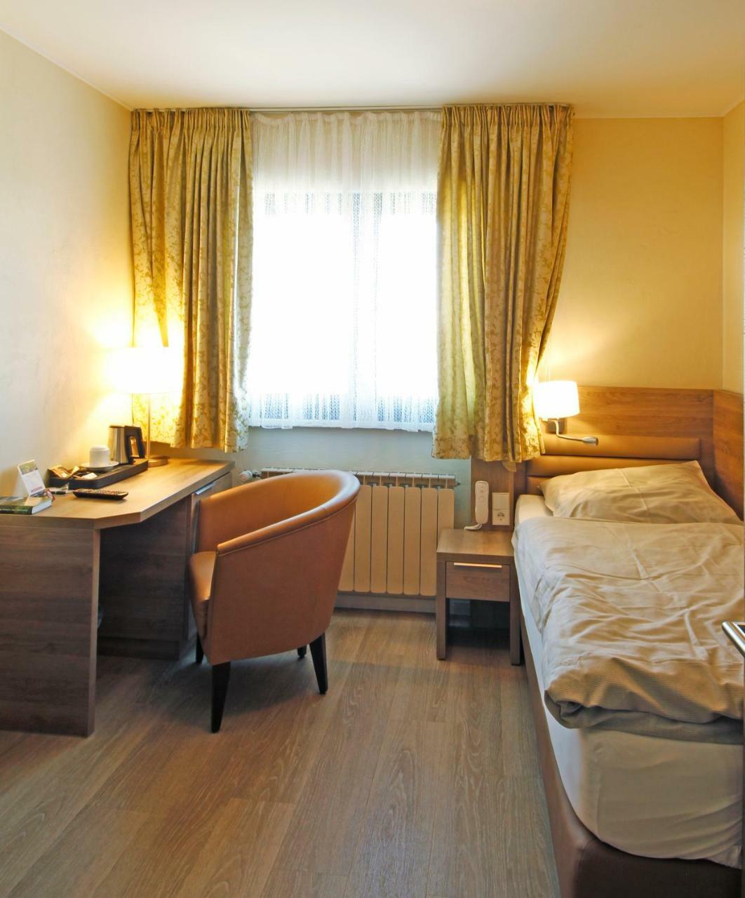 Hotel Saint Fiacre Bourscheid Zewnętrze zdjęcie