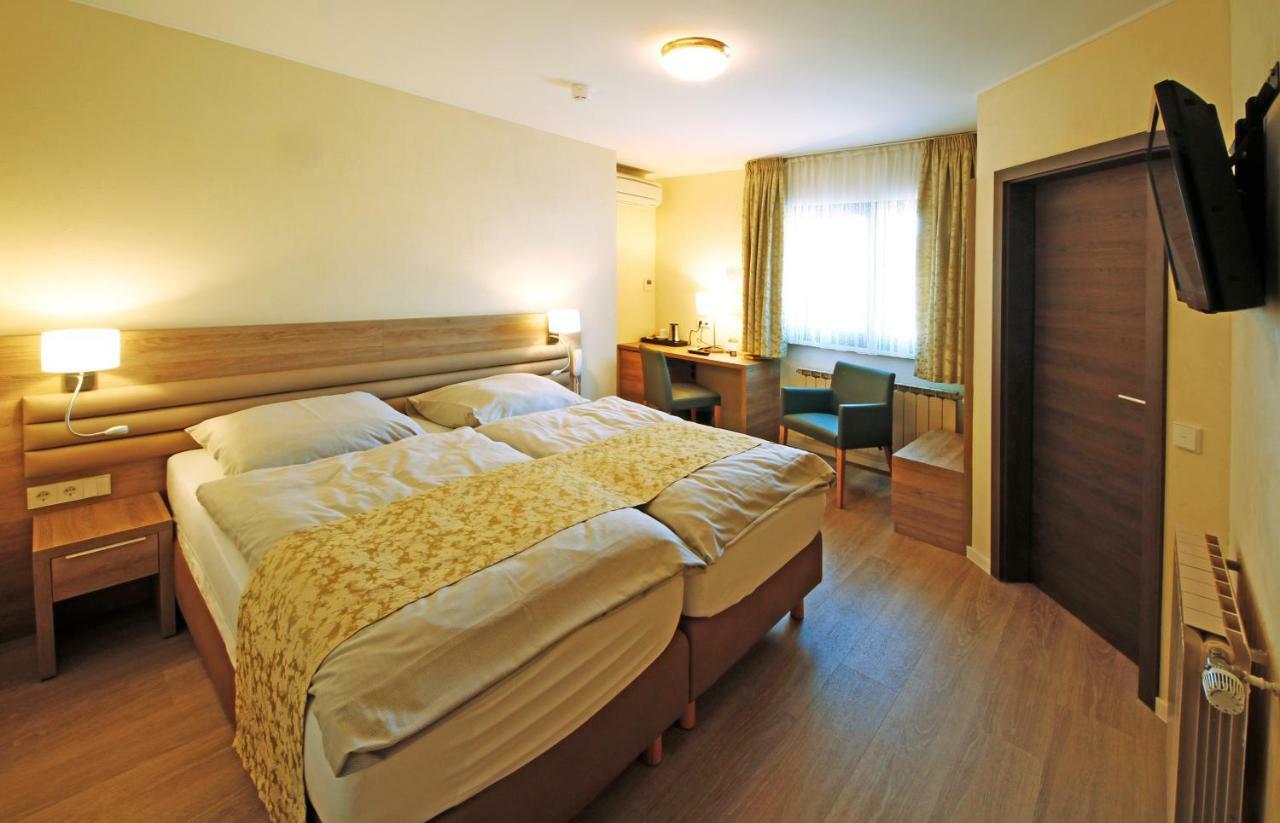 Hotel Saint Fiacre Bourscheid Zewnętrze zdjęcie